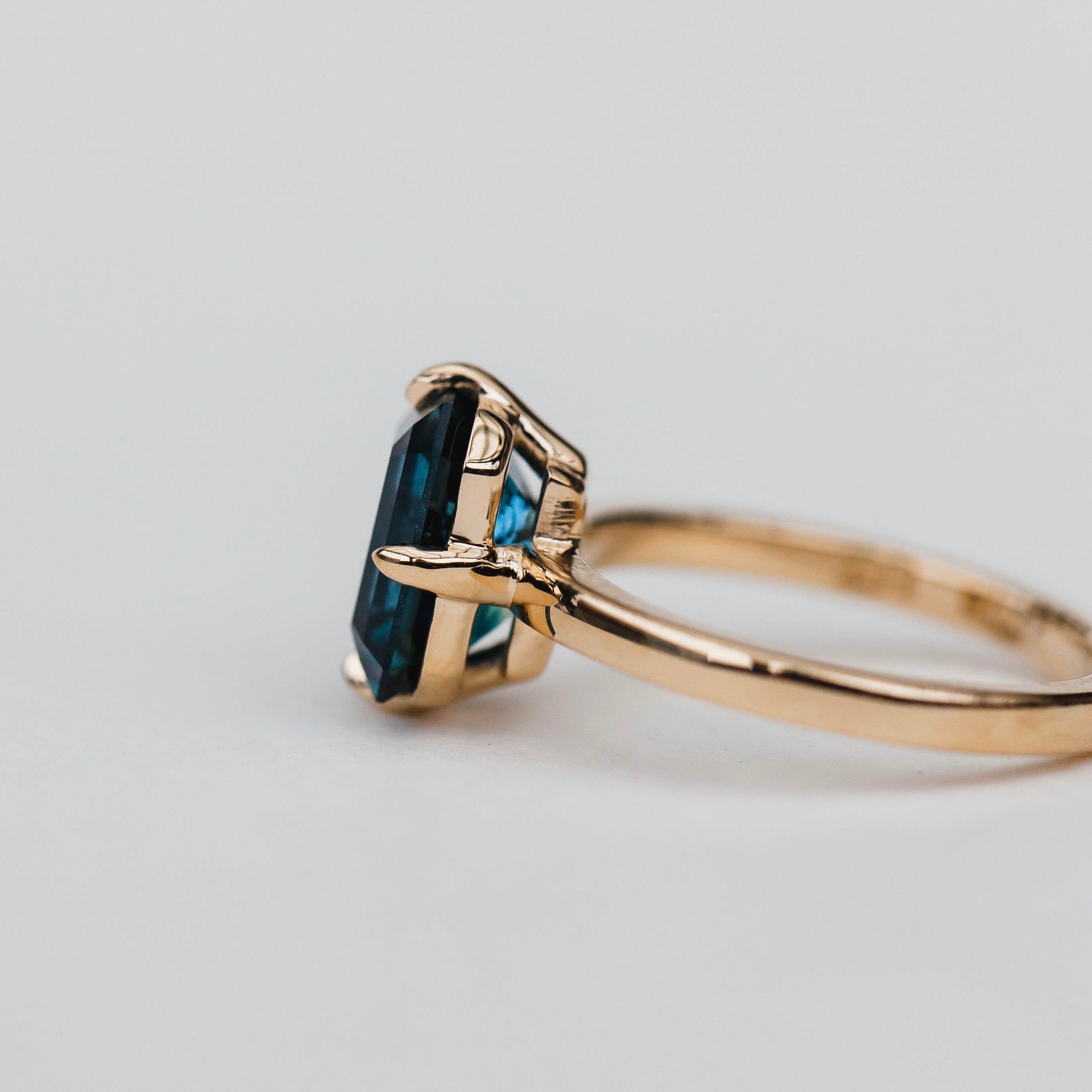 Montana Sapphire Compass Ring