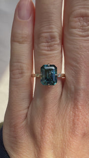 Montana Sapphire Compass Ring